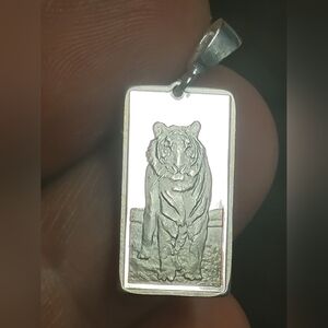 Vintage 925 Sterling Silver Tiger Pendant / Amulet - 28x11mm